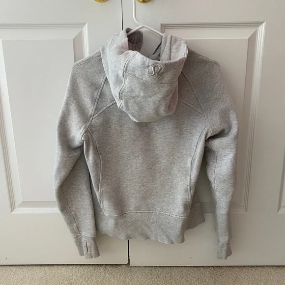 Lululemon Scuba Hoodie - Picture 5 of 12